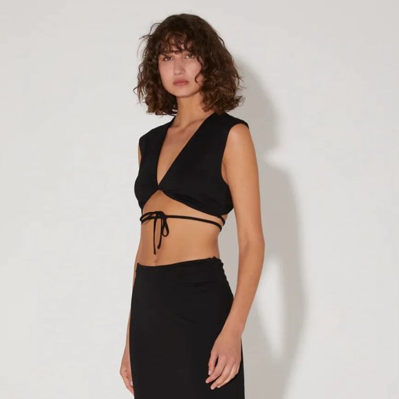 NWT - Hansen and Gretel Whitaker Top Black - Picture 5 of 8